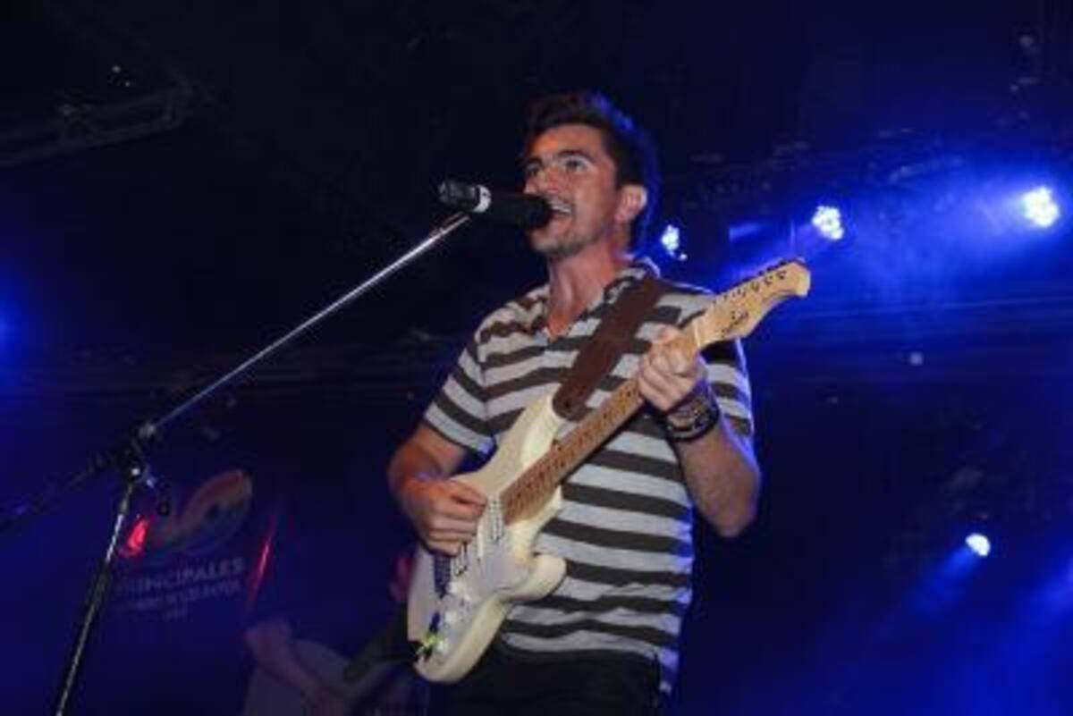 Show Juanes