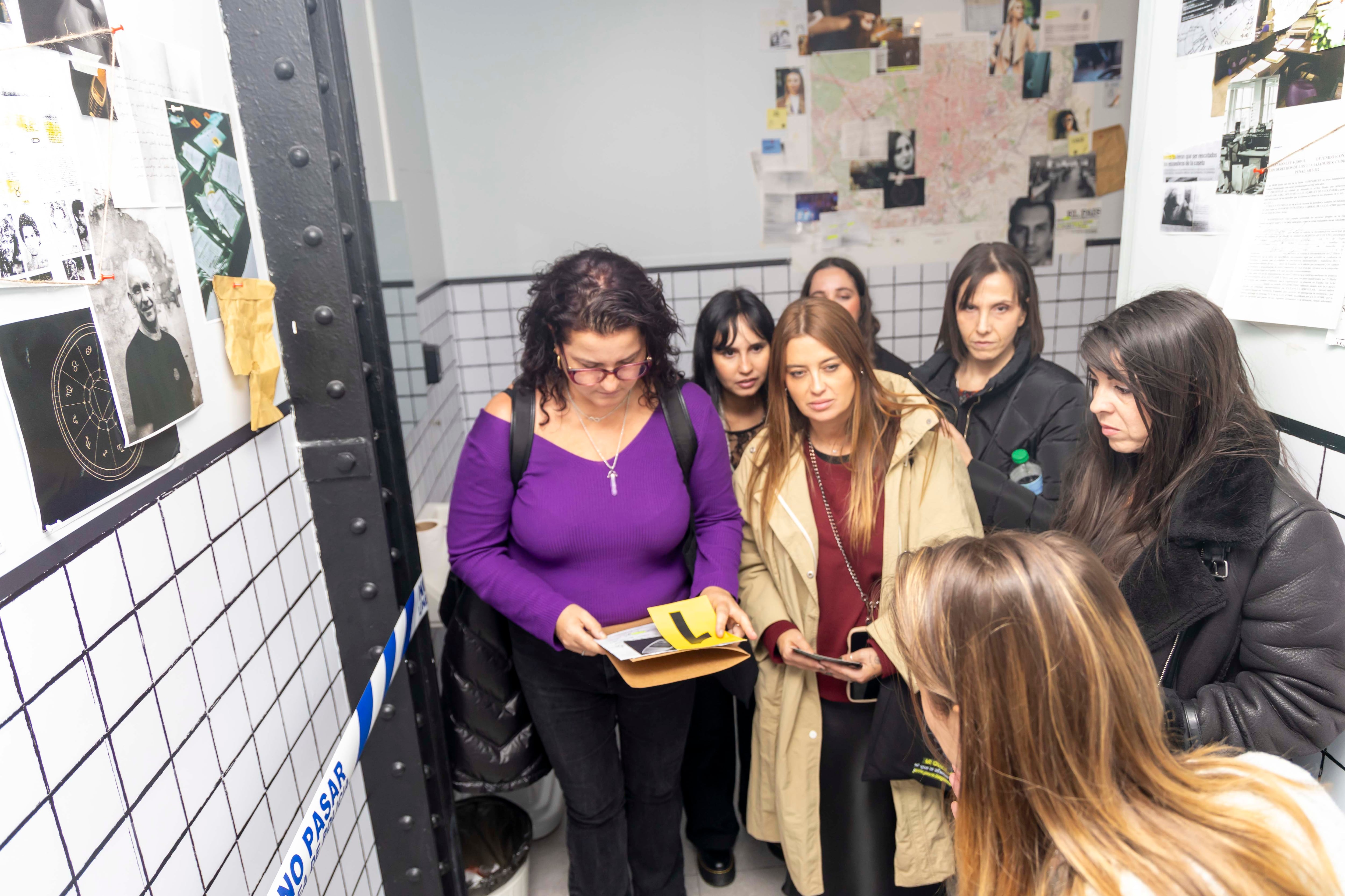 Lectoras de La Vecina Rubia en el escape room de &#039;Mi querida Lucía&#039;.