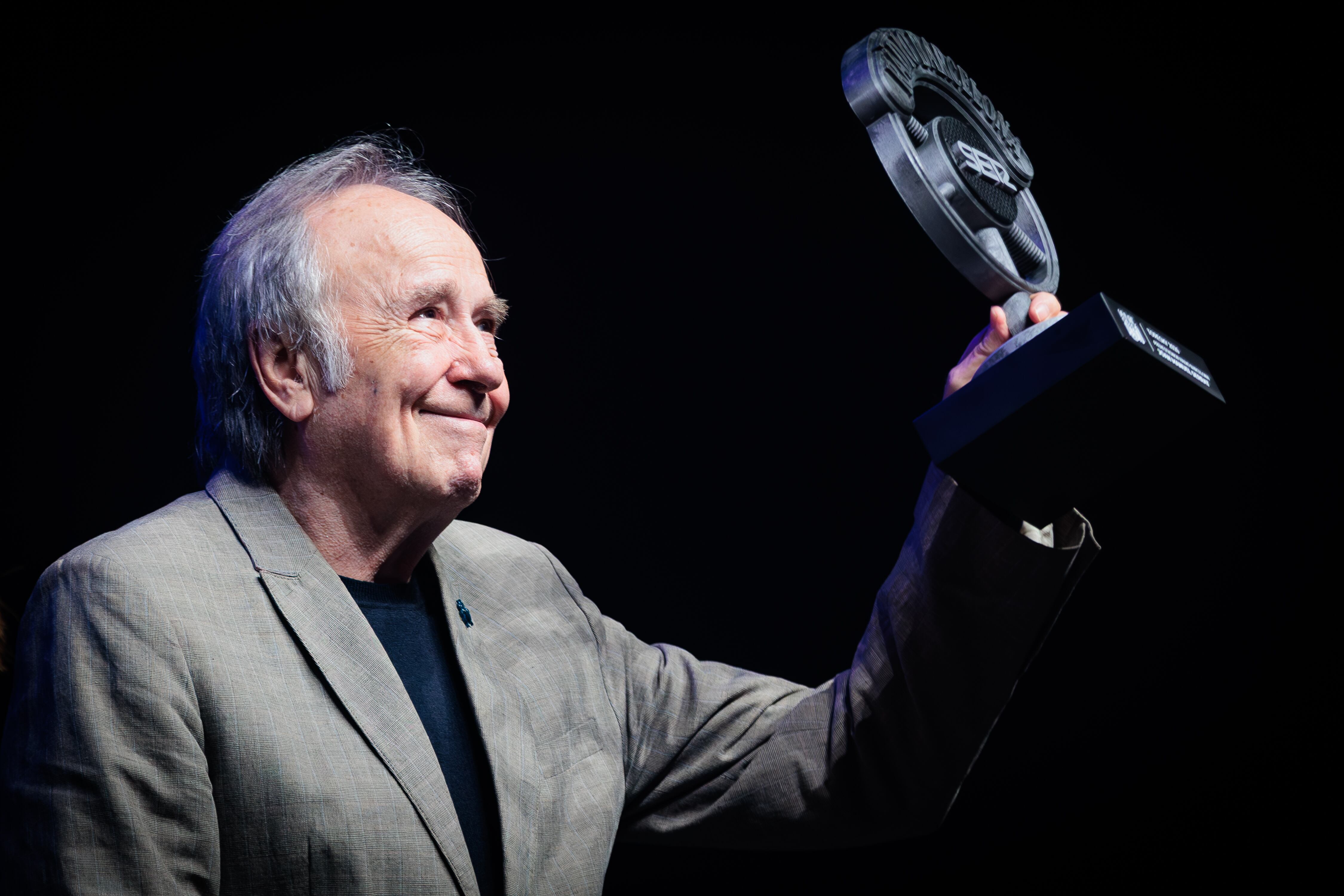 Joan Manuel Serrat, recibe el Toresky Award 2026.