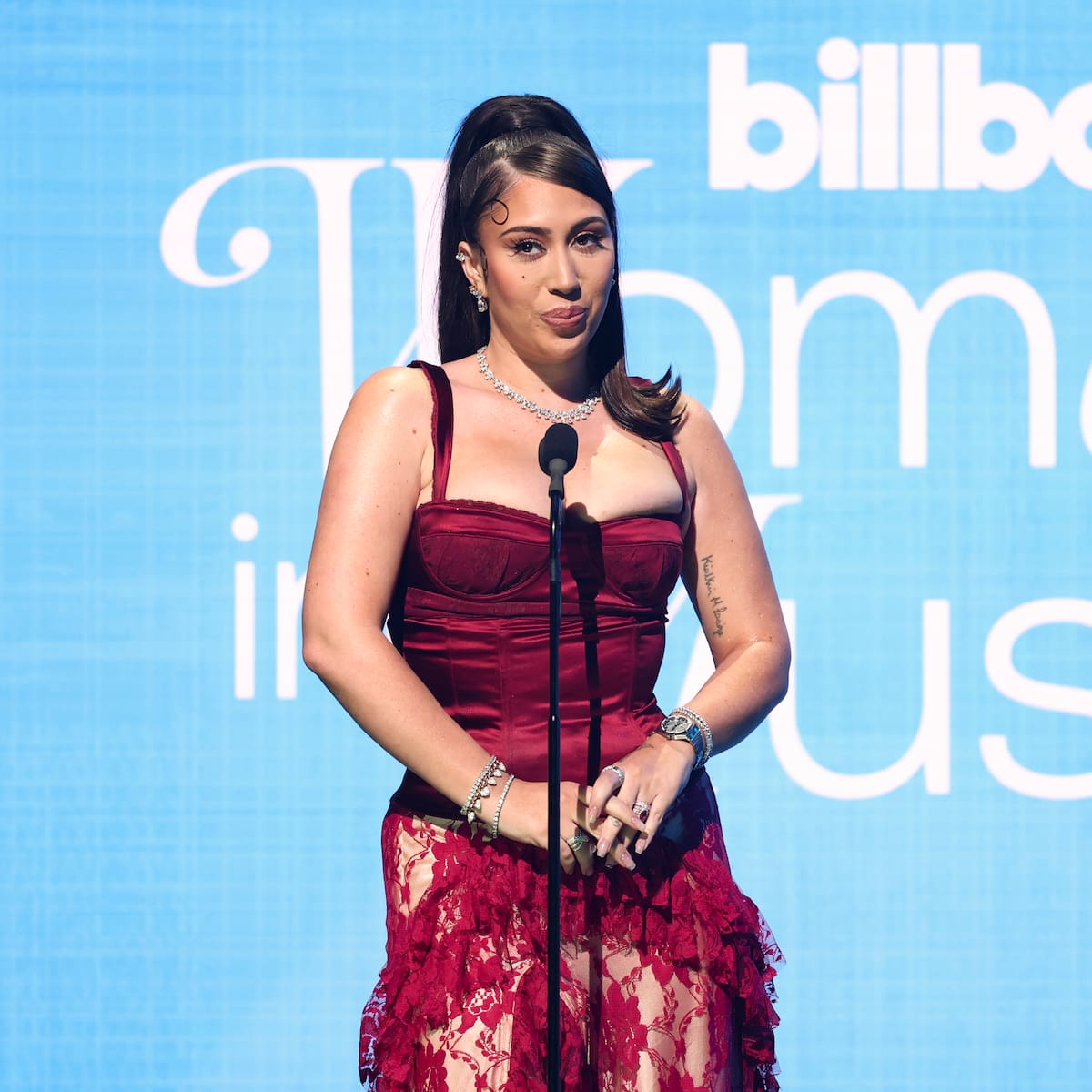 Kali Uchis y otros artistas cancelan sus conciertos en México tras activarse la alerta roja por violencia