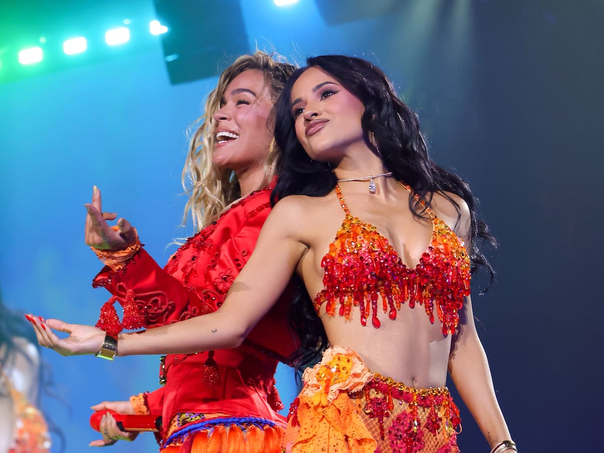 De rechazar 'Sin Pijama' a ser su telonera, la historia de amistad de Karol G y Becky G: "Nos la hemos ganado mutuamente"