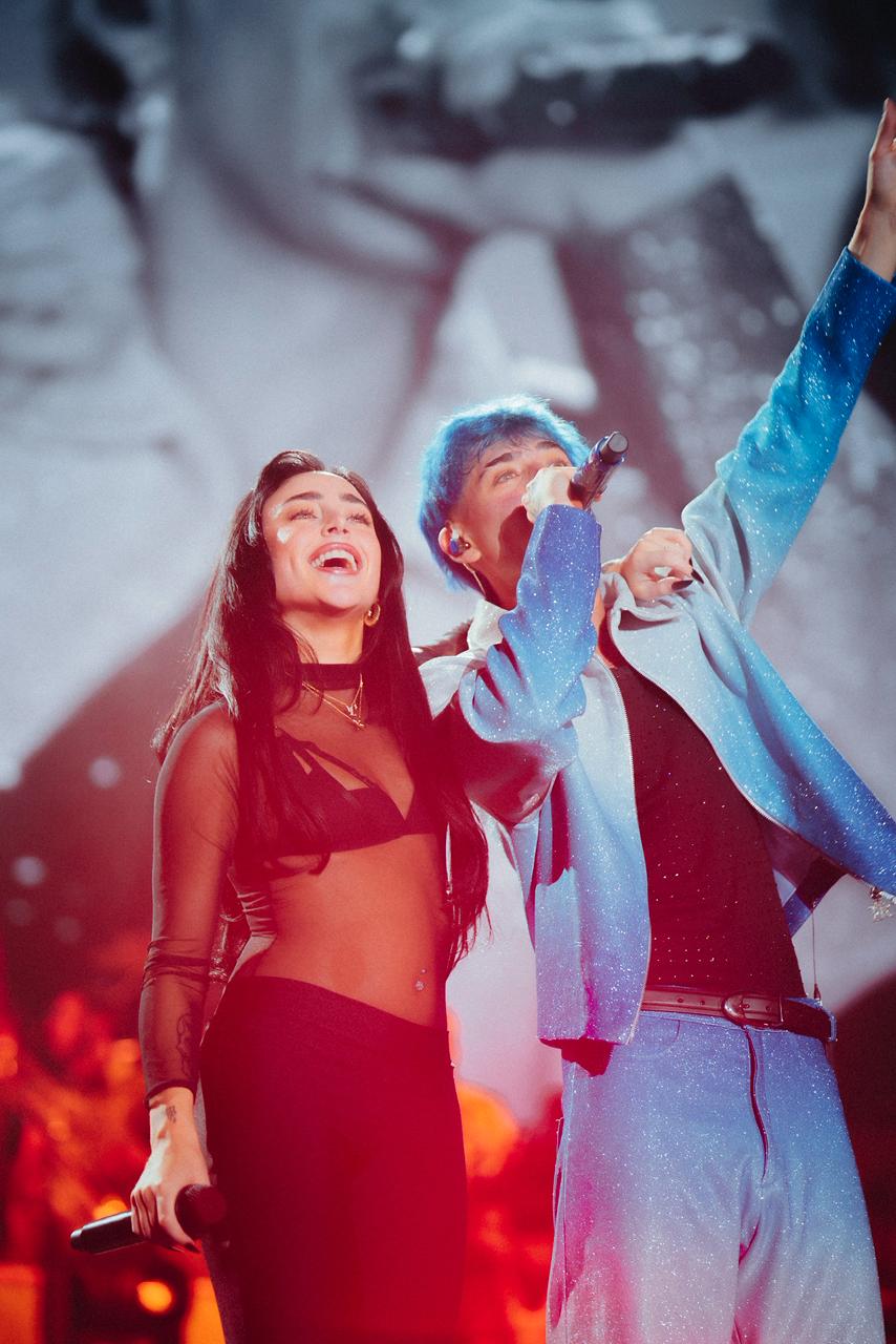 Nicki Nicole y Luck Ra en el Estadio Vélez.