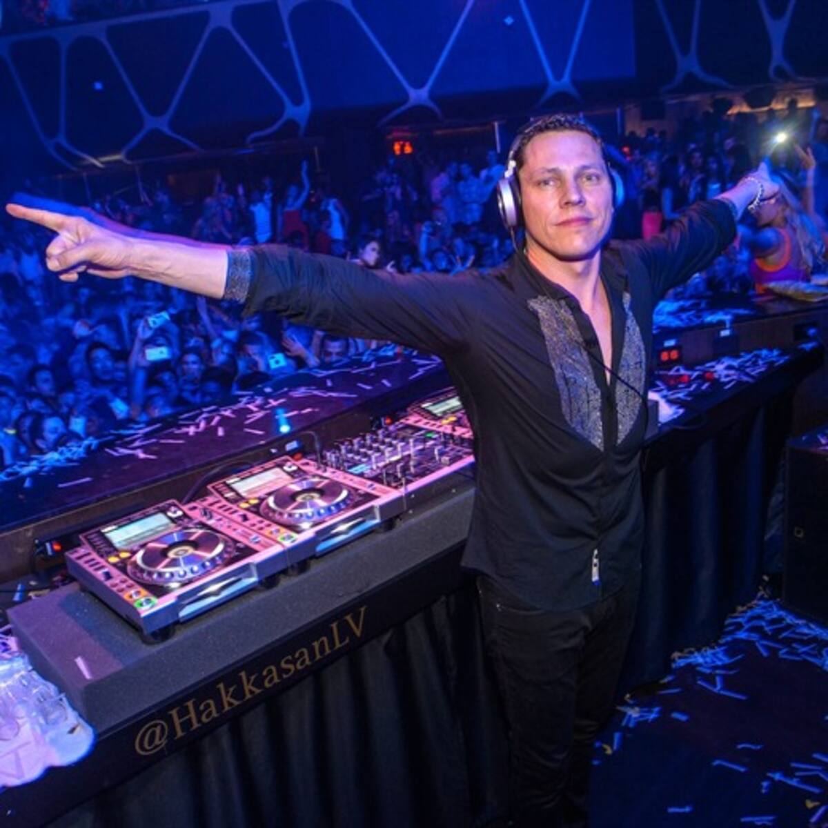 Tiësto anuncia los detalles de su nuevo disco