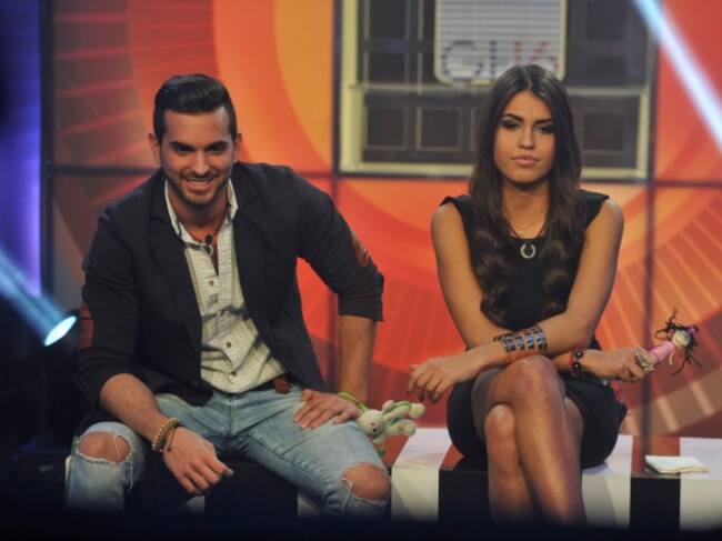 Suso y Sofía en el confesionario