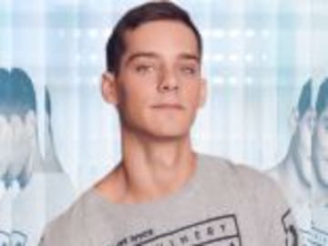 Joel Bosqued (‘Madres’): “Va a llorar muchísima gente porque es de estas series que te cogen un poco el pecho”