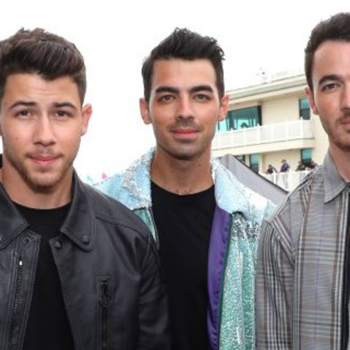 Los Jonas Brothers se preparan para lanzar nuevo disco