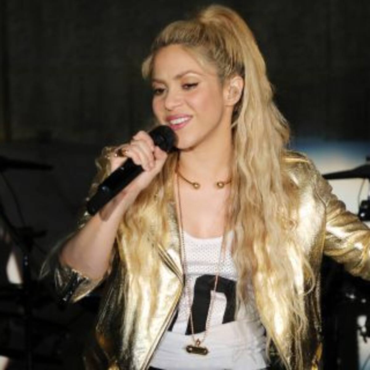 Preocupa la salud de Shakira al cancelar su gira mundial