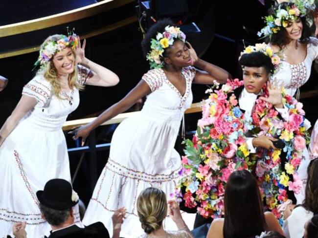 Janelle Monáe durante el espectáculo de arranque de la gala de los Óscar 2020