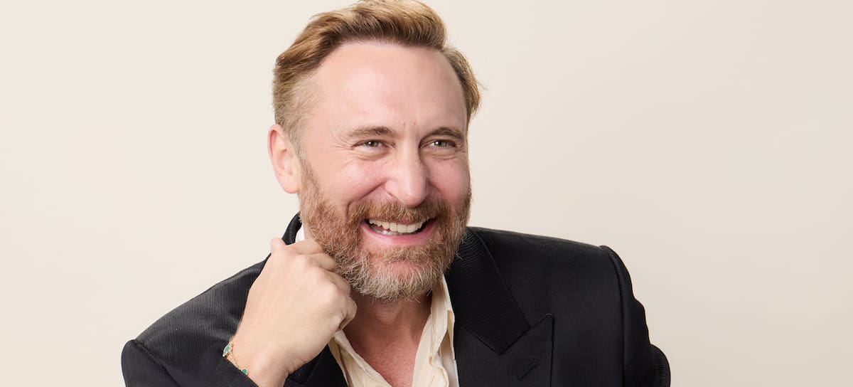 David Guetta, en un set fotográfico de iHeartRadio en 2025
