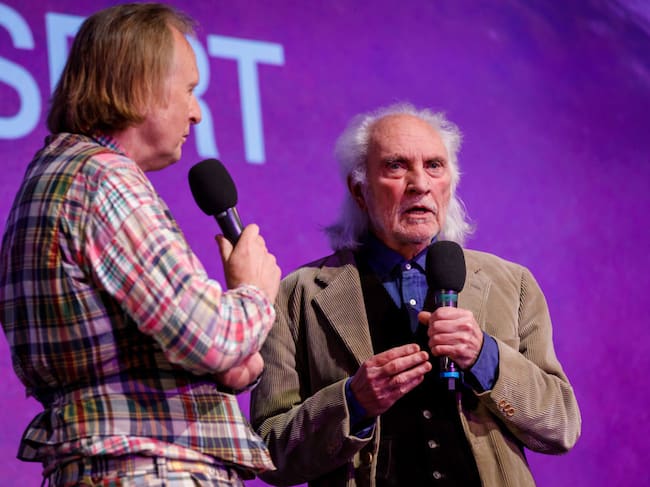 Los actores Brian Robinson y Terence Stamp, 2019