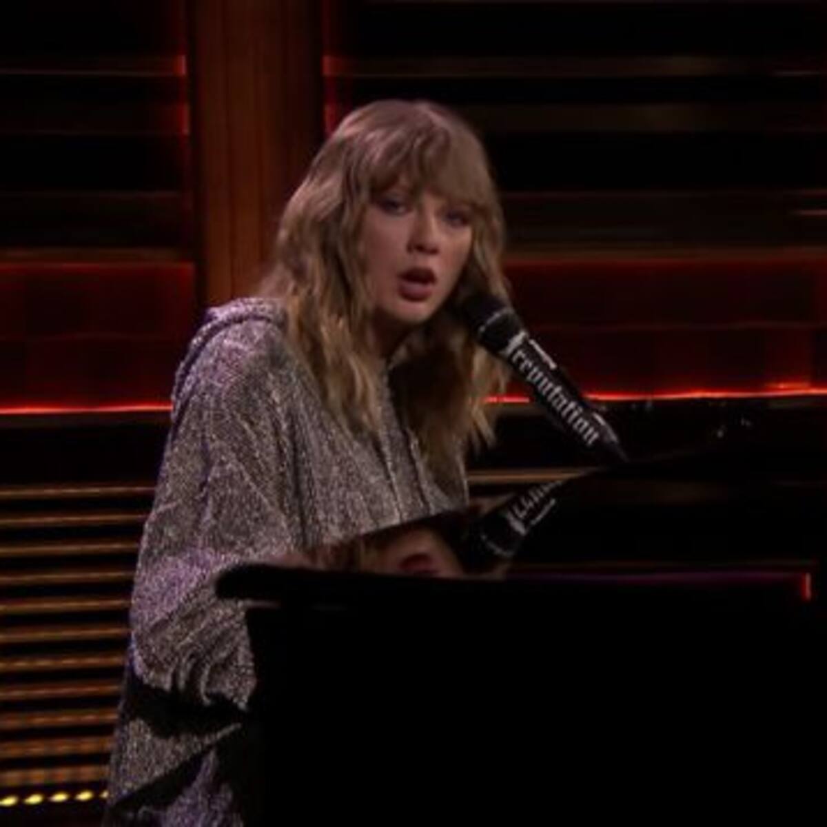 Homenaje que Taylor Swift hizo a la madre de Jimmy Fallon te hará llorar