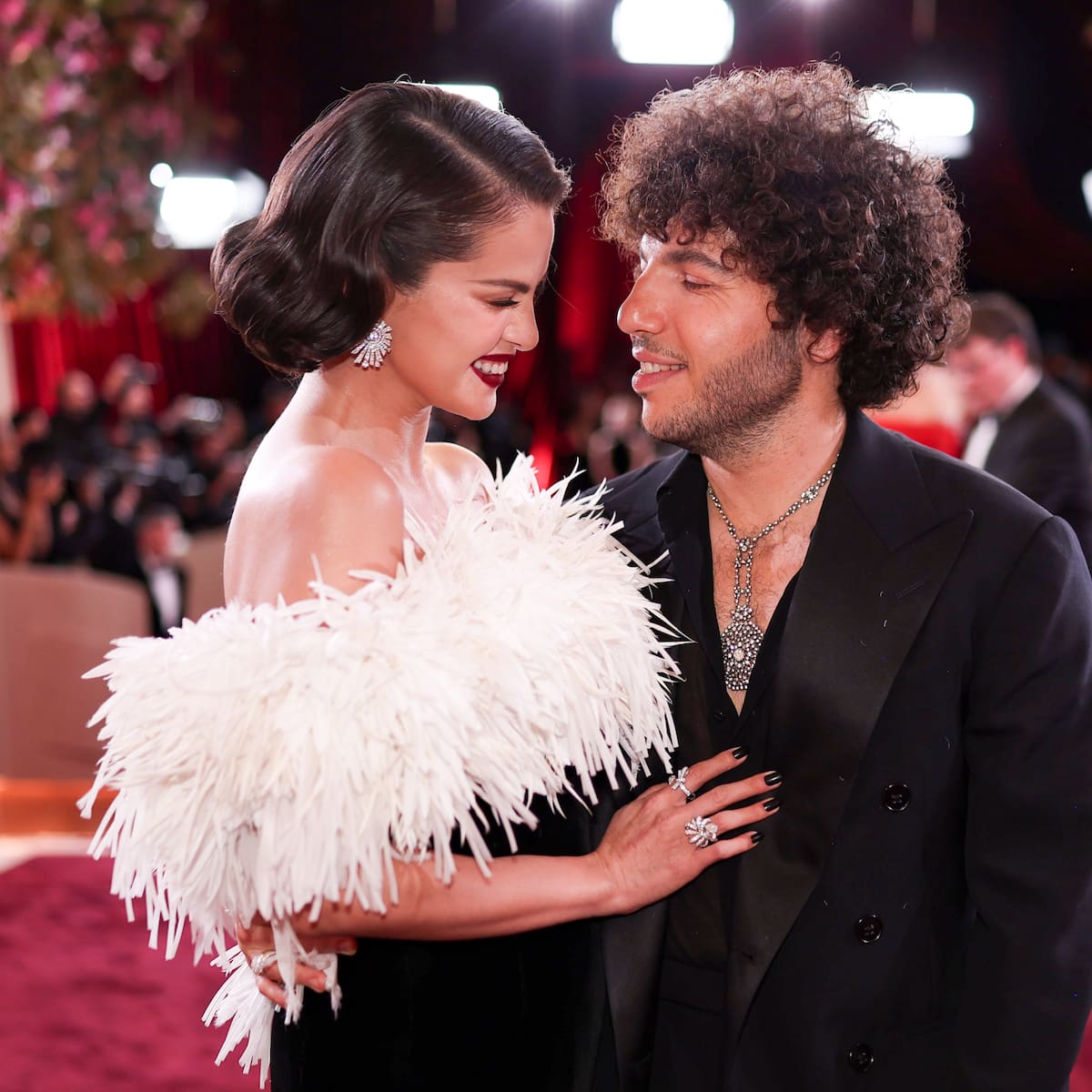 benny blanco consigue la primera colaboración de Selena Gomez y Becky G que reivindican sus raíces mexicanas en ‘Te Olvido (La La): Letra y vídeo