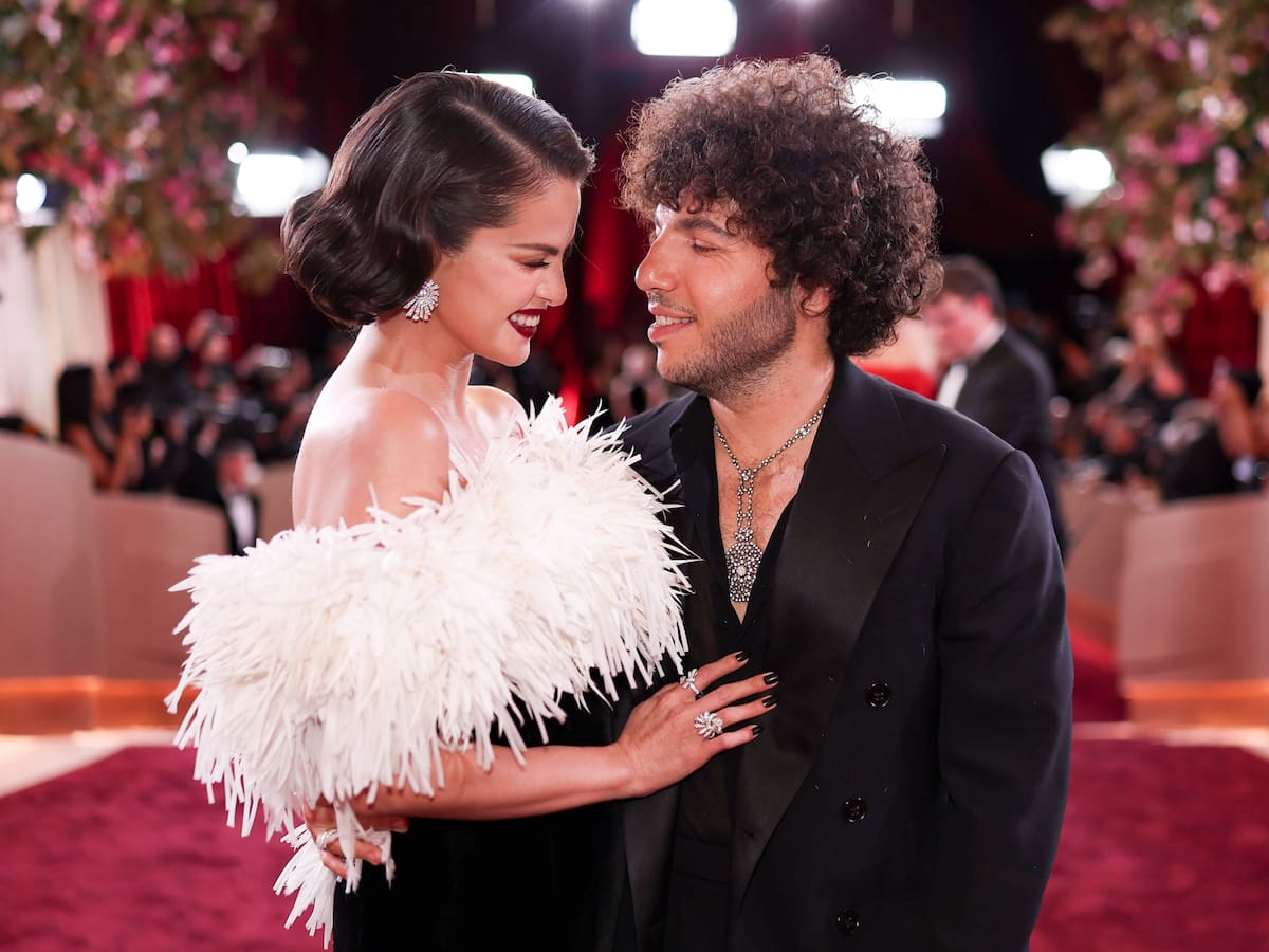 benny blanco consigue la primera colaboración de Selena Gomez y Becky G que reivindican sus raíces mexicanas en ‘Te Olvido (La La): Letra y vídeo