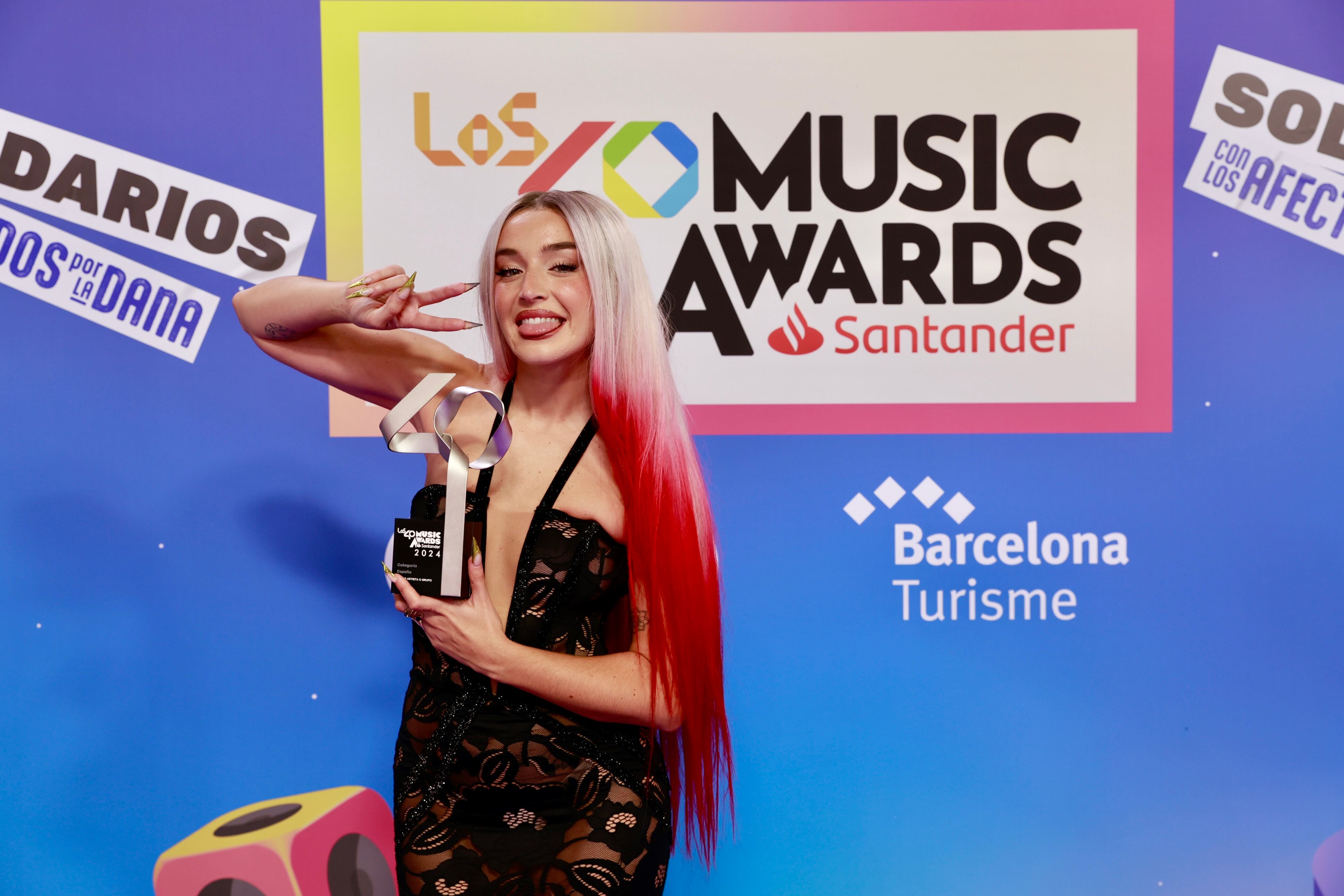 Lola Índigo, ganadora de LOS40 Music Awards Santander 2024 (Mejor Artista/Grupo en Categoría España)