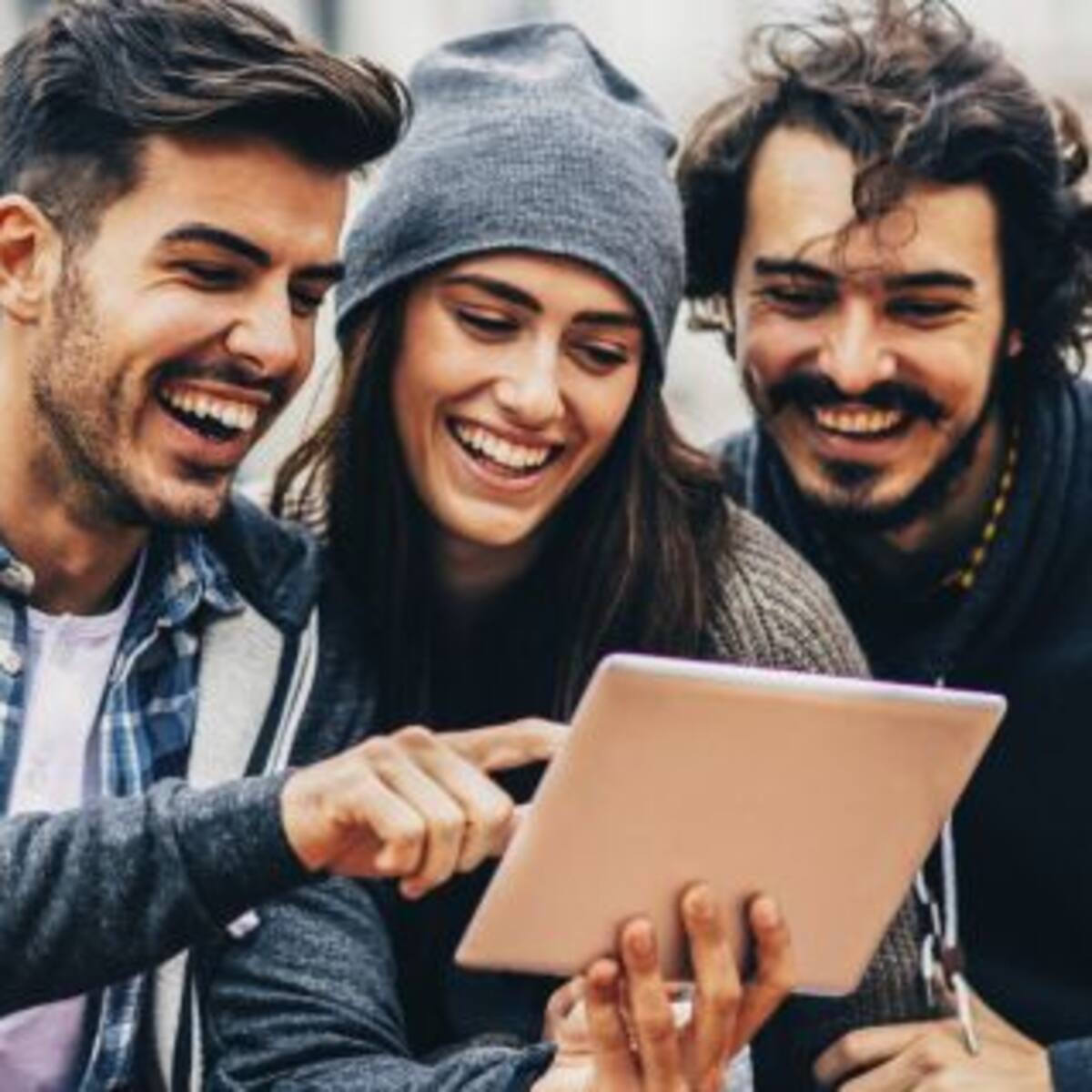 ¿Quiénes son los artistas más influyentes para los jóvenes?