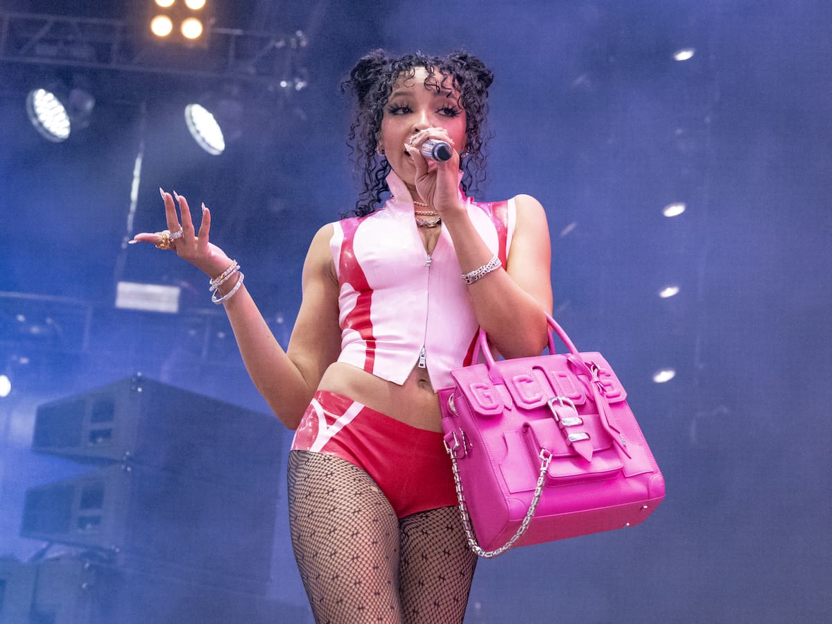 Tinashe desbordada con la acogida de ‘Popstar’: “Durante años me sentí incomprendida, ignorada, convertida en el blanco de las bromas”
