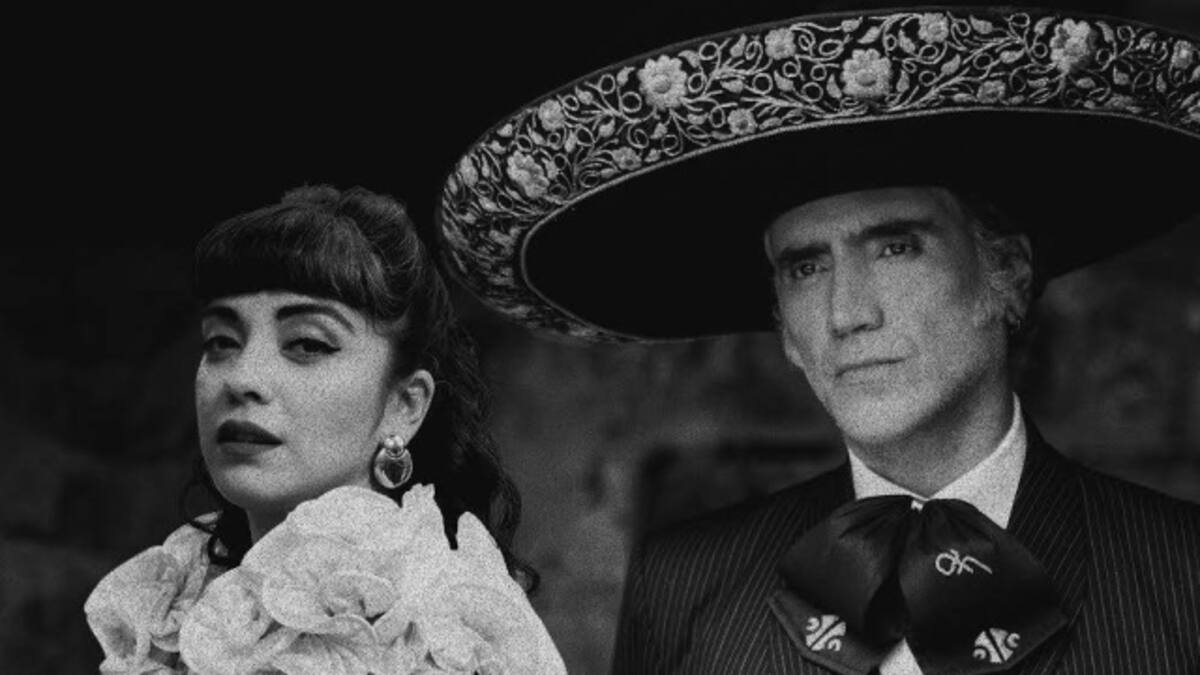 Mon Laferte y Alejandro Fernández en "Que Se Sepa Nuestro Amor"