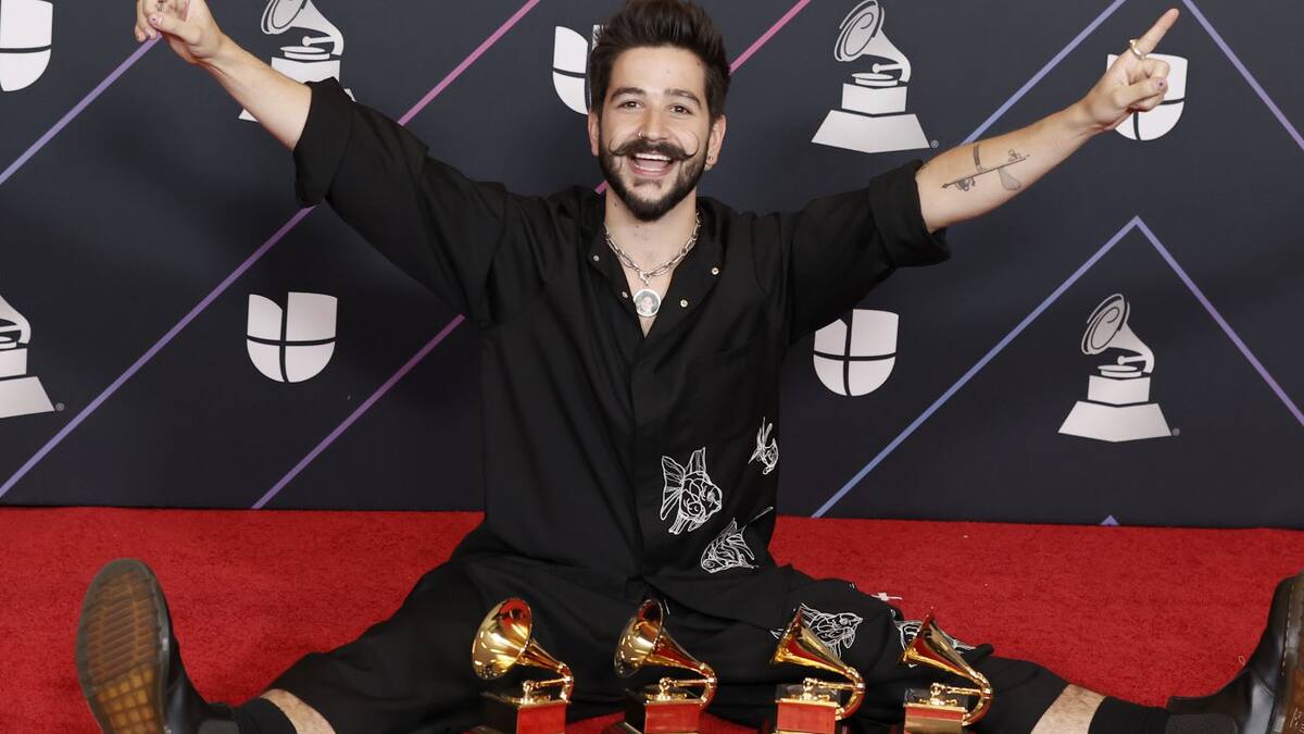 Premios Grammy Latinos: Camilo gana 4 premios y le dedica uno de ellos al hijo que está esperando con Evaluna