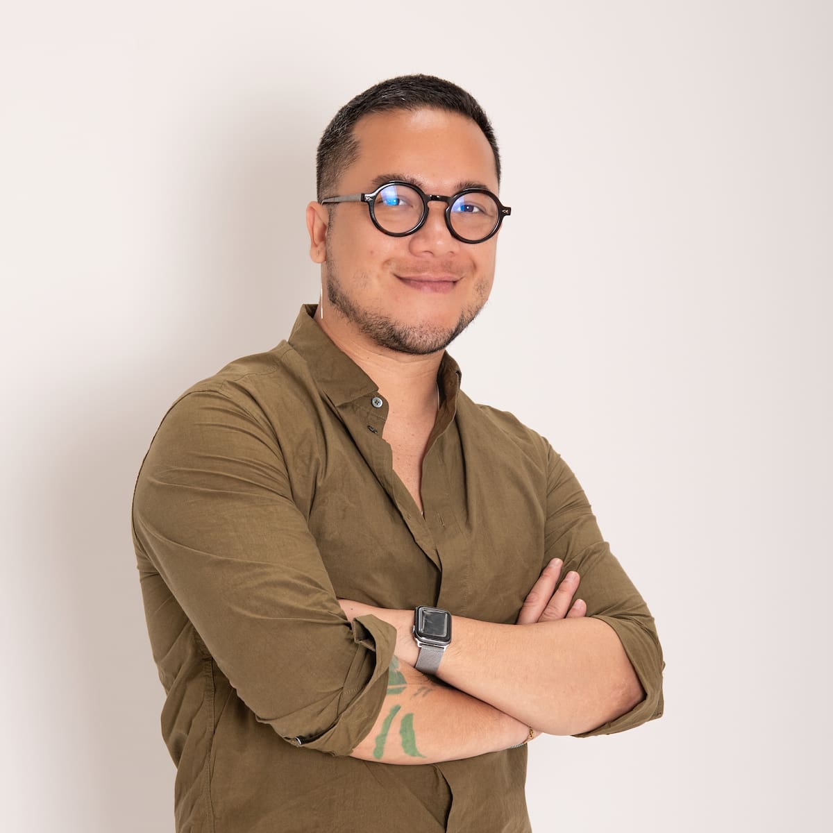 Daniel Chong, el director de cine que lo dejó todo para diseñar su propio mundo: “Nunca lo abandoné. Me lo llevé a la moda”
