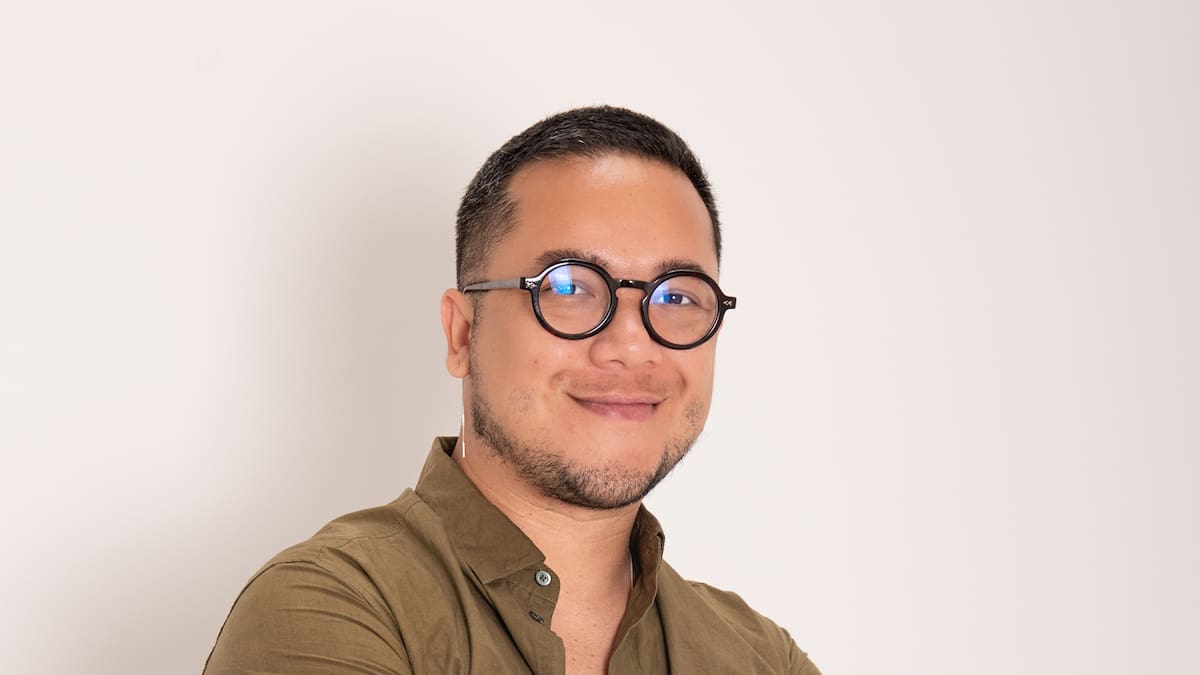 Daniel Chong, el director de cine que lo dejó todo para diseñar su propio mundo: “Nunca lo abandoné. Me lo llevé a la moda”