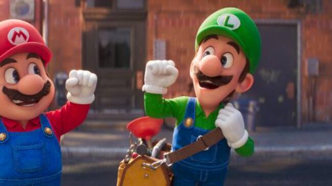 ¿Cómo reaccionarán estos dos cuando descubran que tienen un nuevo (y verde) compañero de aventuras?