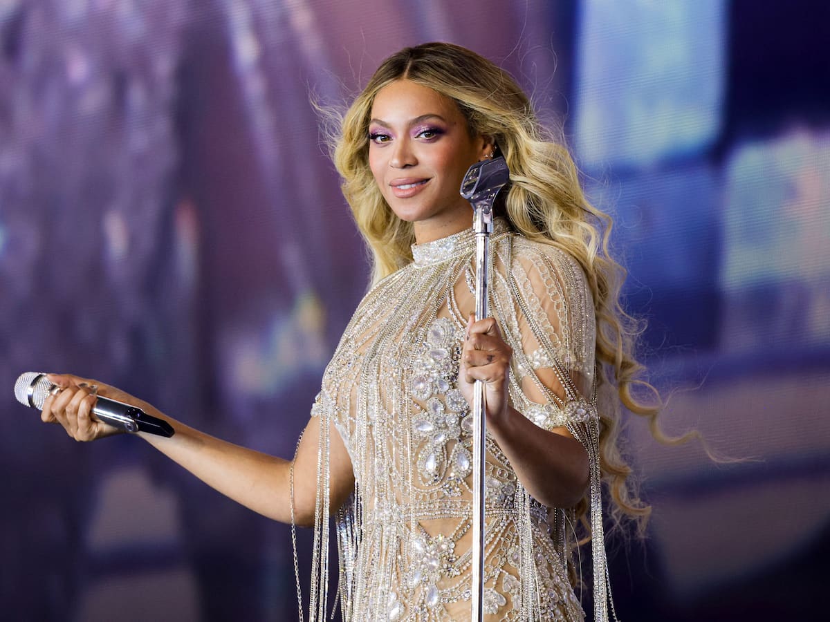 Beyoncé se prepara para celebrar el 20 aniversario de 'B'DAY': portada, tracklist y todo lo que sabemos de la edición deluxe