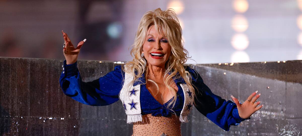 Dolly Parton durante una actuación en Arlington, Texas, el 23 de noviembre de 2023.