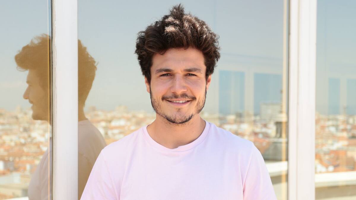 Miki Núñez: “Es muy difícil hacerse un hueco en el panorama cuando ya hay 32 triunfitos antes; pero quien vale, vale”