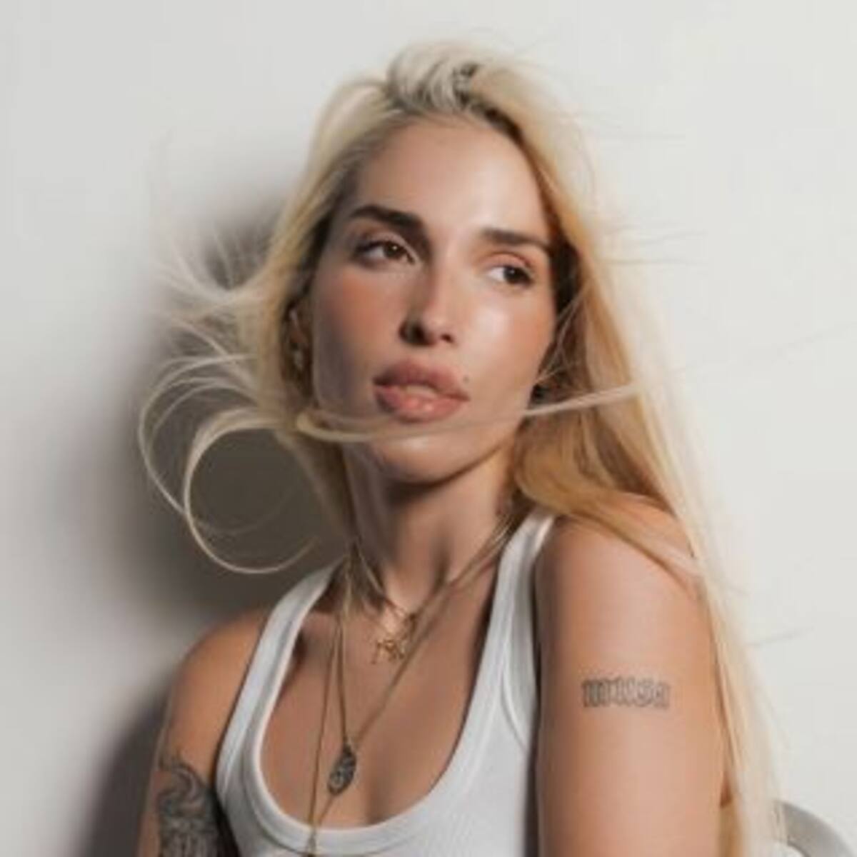 Elena Rose será la artista invitada de Karol G en su gira "Viajando Por El Mundo Tropitour" por Estados Unidos