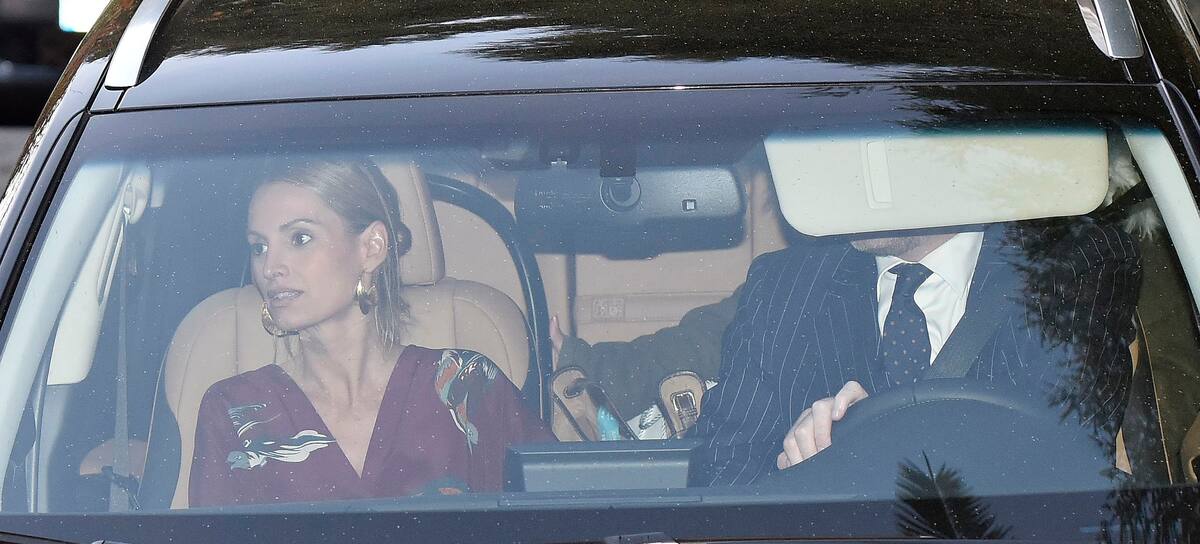 Nadia Halamandari junto a Fernando Gómez-Acebo