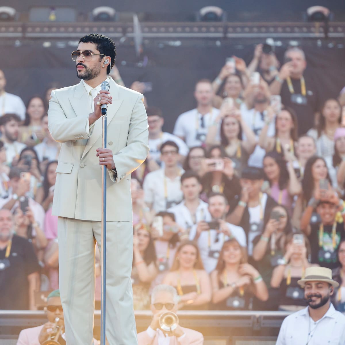 Apple Music celebra la llegada de Bad Bunny a Madrid con nuevas playlists temáticas
