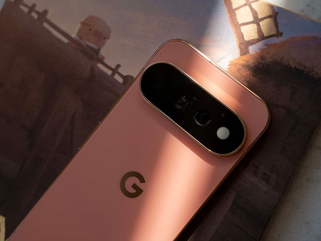 Google Pixel 11 Pro en color 'Arenisca'