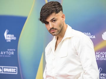 Agoney se sincera sobre el Benidorm Fest: "Me dijeron que o me presentaba o no me sacaban el disco"