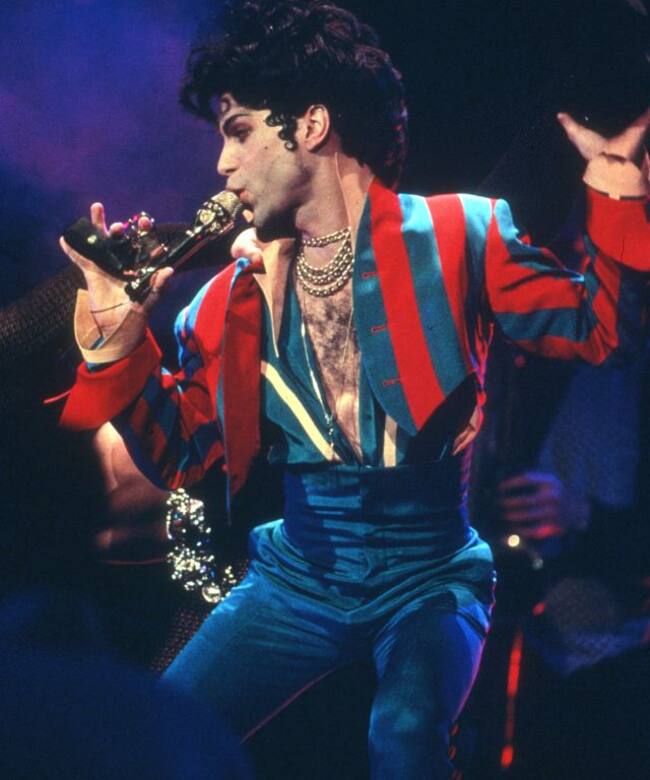 El músico Prince, durante un show en Nueva York en 1993.