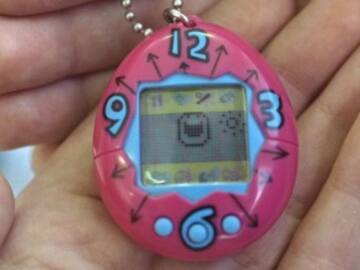 Niños de los 90, el Tamagotchi original ha vuelto