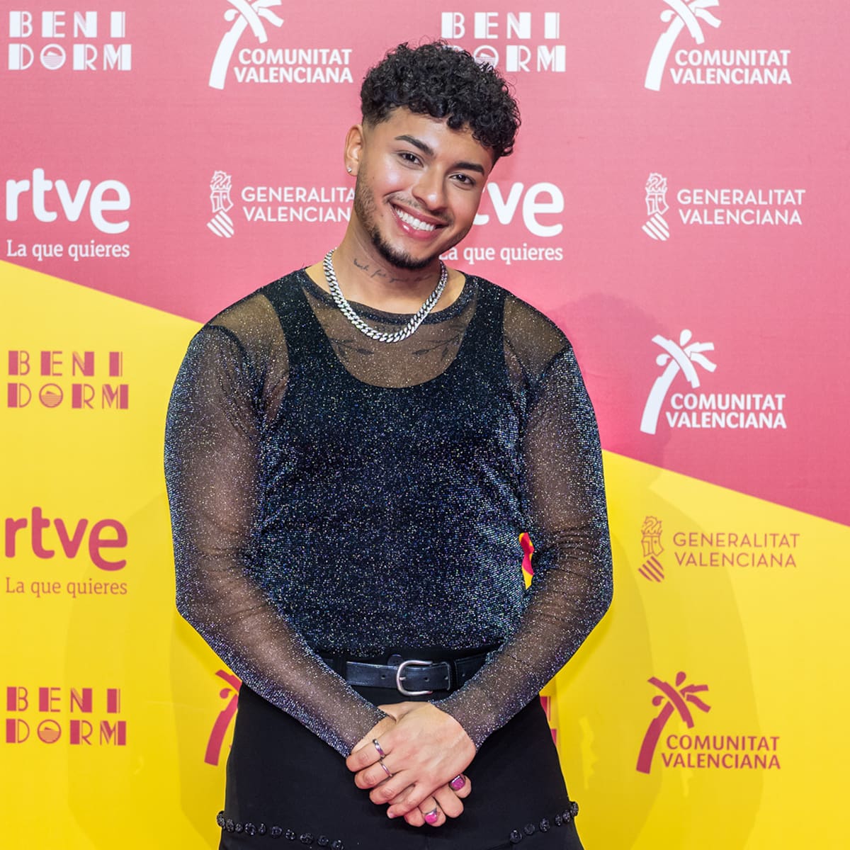 Así es la letra y significado de la canción 'Los ojos no mienten' de Kenneth, finalista del Benidorm Fest 2026