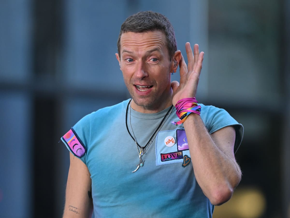 Coldplay también cae rendido a Ana Mena y Óscar Casas