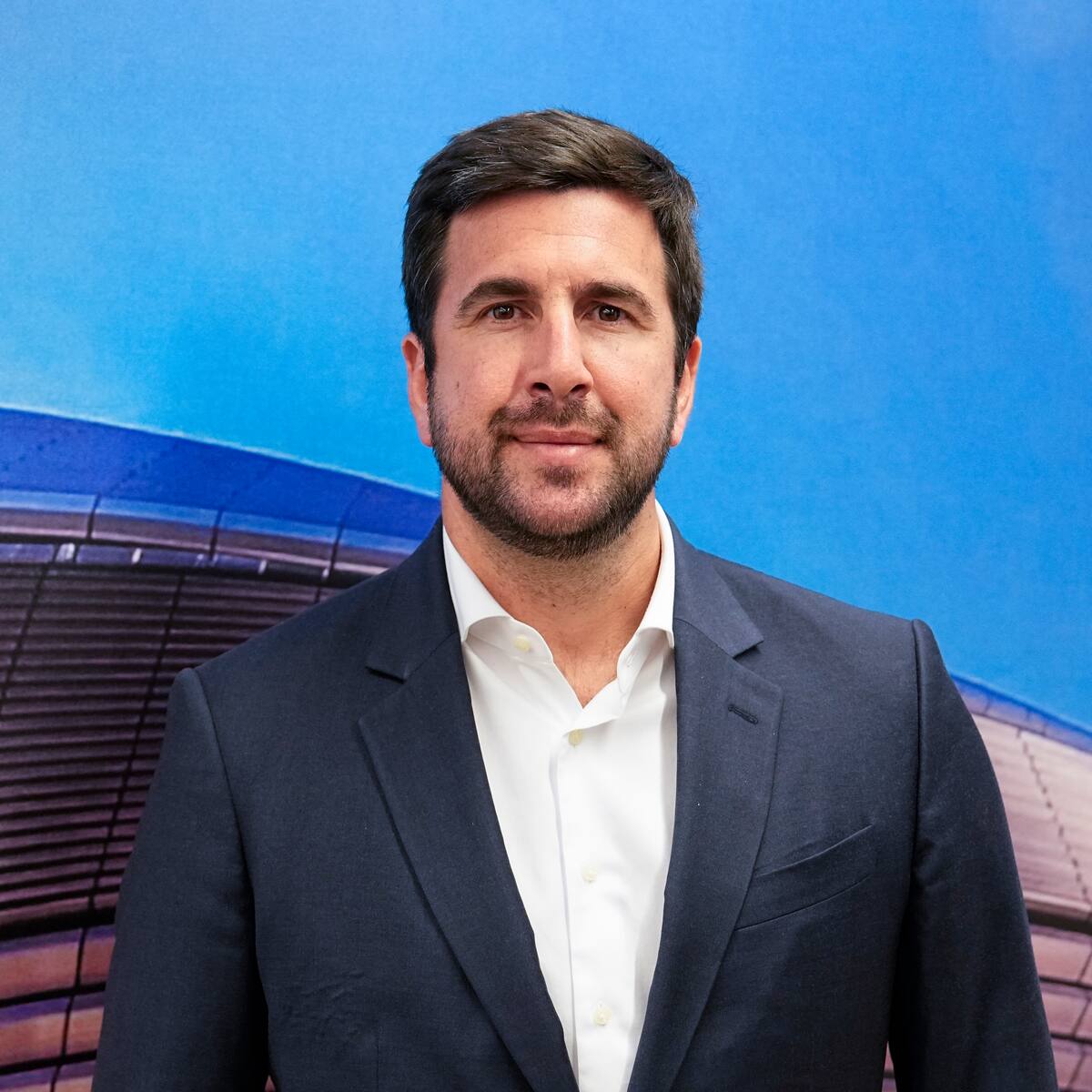 Así es Enrique Riquelme, el candidato a las elecciones a la presidencia del Real Madrid: edad, pareja, fortuna y hobbies