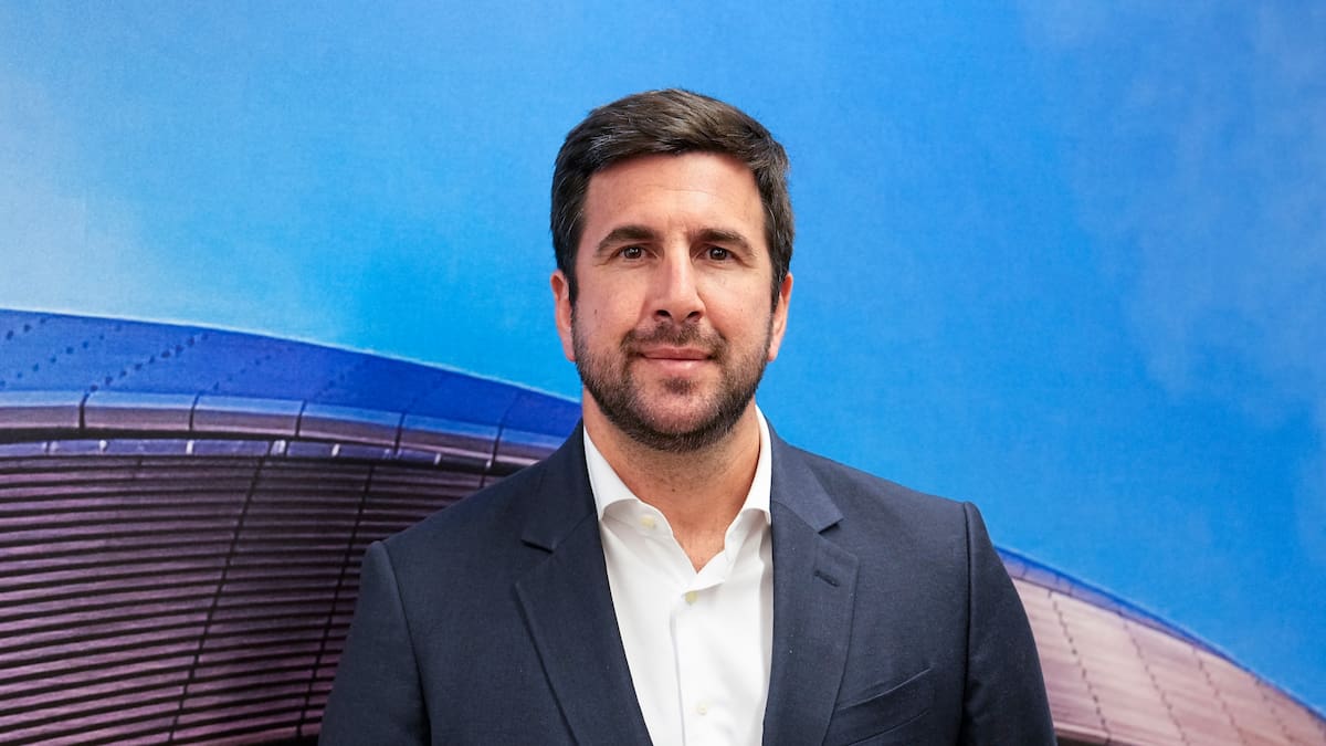 Así es Enrique Riquelme, el candidato a las elecciones a la presidencia del Real Madrid: edad, pareja, fortuna y hobbies