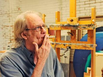 ‘Me va la vida en ello’, la biografía de Luis Eduardo Aute que llega en el quinto aniversario de su muerte