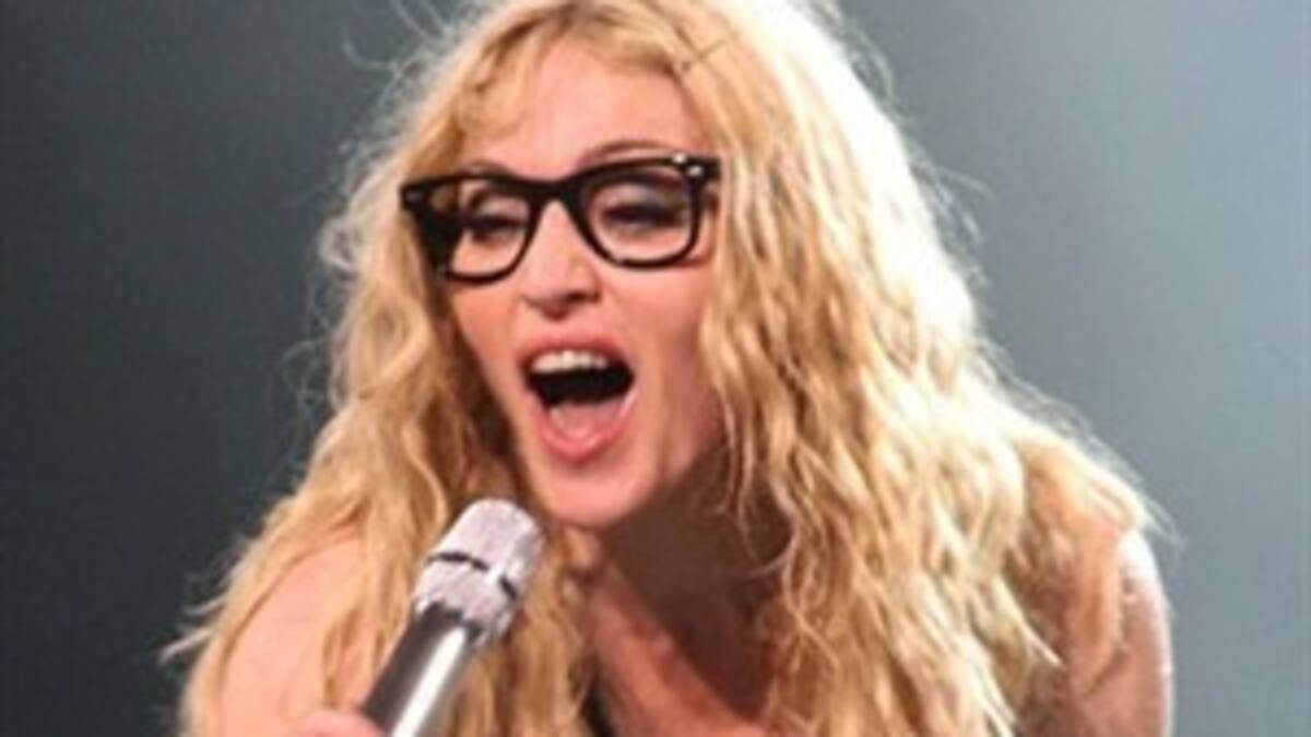 Madonna regresa al estudio de grabación