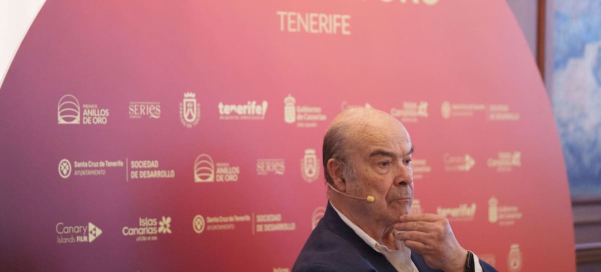 Antonio Resines en la rueda de prensa con motivo de su premio de honor en los Anillos de Oro 2026. / Ramon de la Rocha