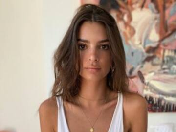 Emily Ratajkowski se deja crecer el vello de la axila para mandar un mensaje feminista