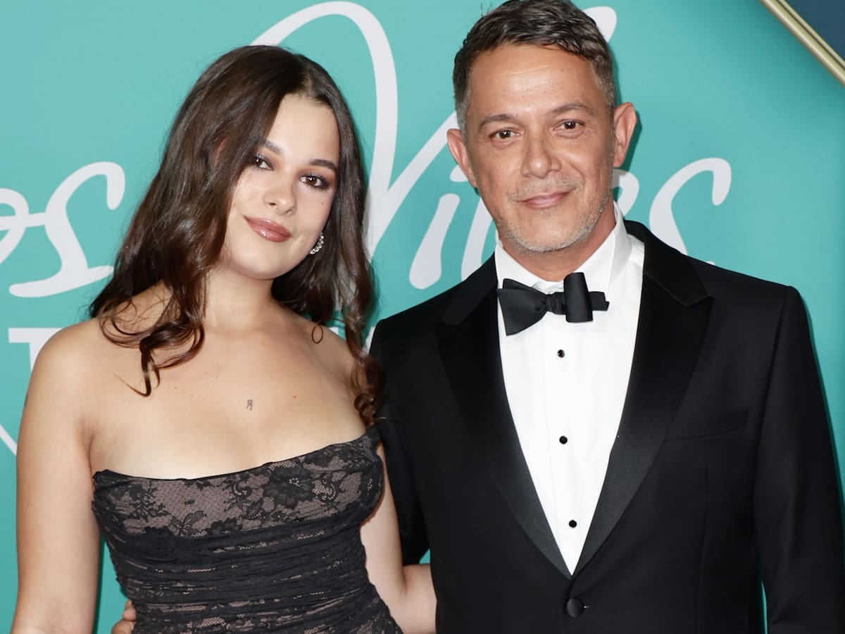 Manuela Sánchez, desvela su canción favorita de su padre, Alejandro Sanz, en su primera entrevista en solitario (y no es la que le dedicó)