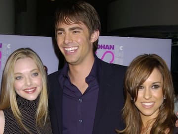 Las protagonistas de ‘Mean Girls’ se reúnen para recrear una de las escenas más icónicas de Las Plásticas