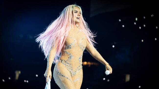 Karol G durante el Tour 'Mañana Será Bonito' en Miami Gardens, Florida. Jason Koerner / Getty Images