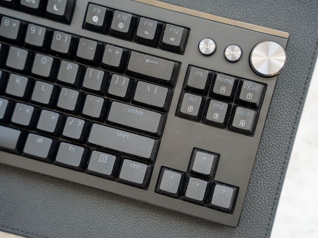 Huntsman V3 Pro Signature Edition