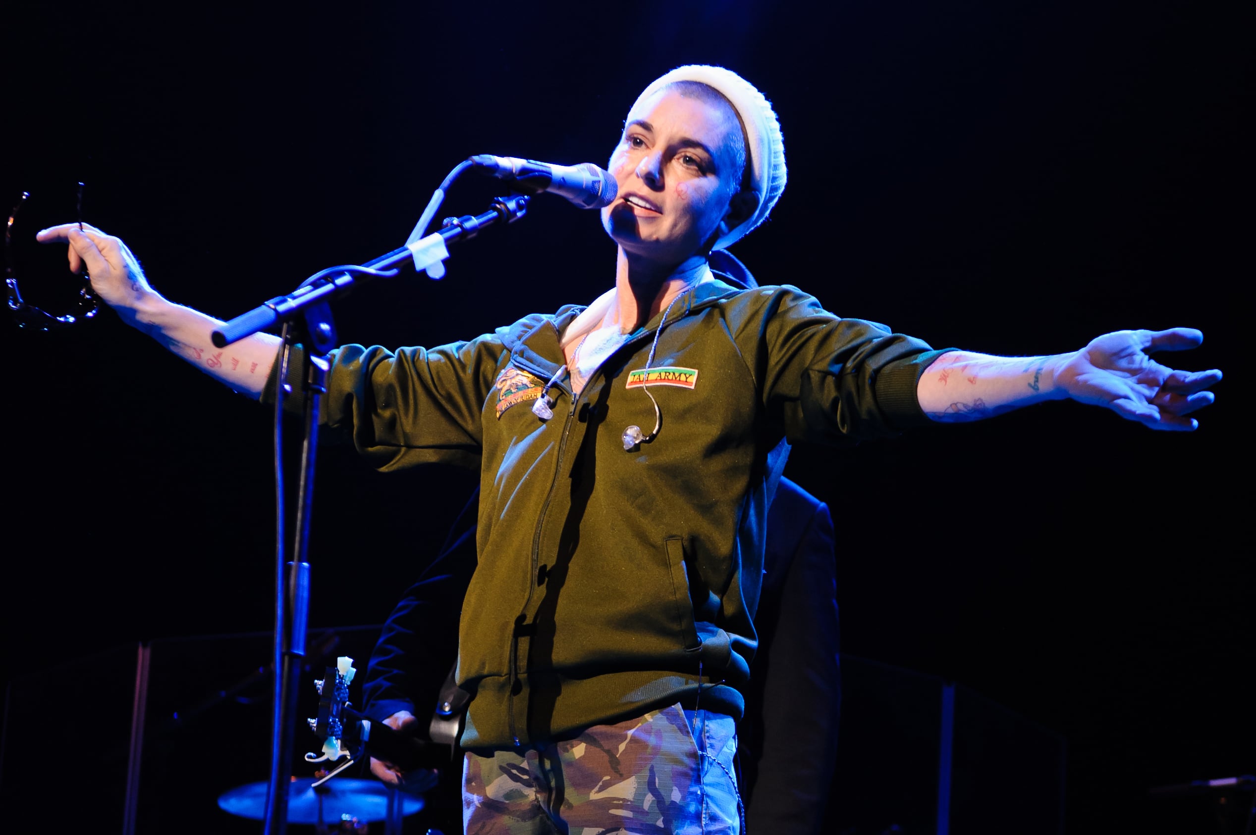 Sinead O&#039;Connor durante una actuación en Londres en 2013.