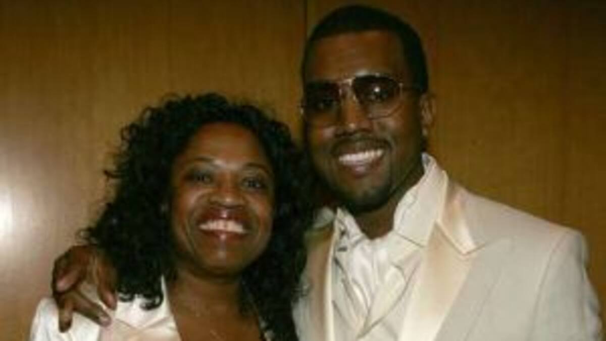 Kanye West también tendrá juego para celular