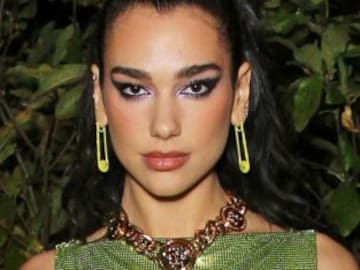 Dua Lipa da otra lección contra el bullying recordando uno de los peores acosos que sufrió